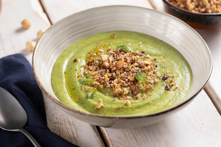 Velouté de courgettes et pommes de terre