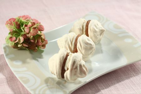 Double meringues à la crème et à la crème de marrons