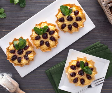 Tartelettes à la crème pâtissière et griottes
