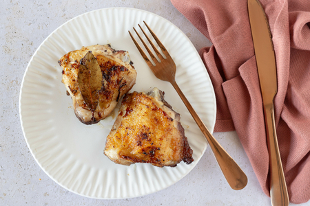 Hauts de cuisse de poulet poêlés