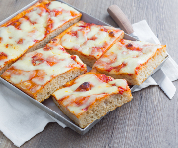 Pizza à la plaque au levain