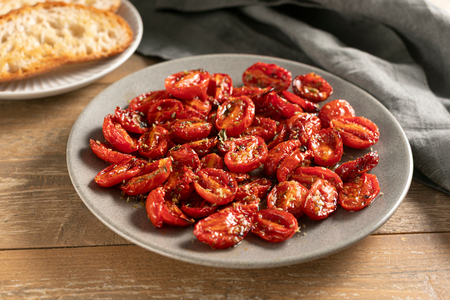 Tomates cerises confites à la friteuse à air