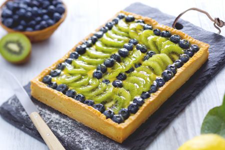 Tarte aux kiwis et aux myrtilles