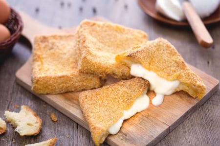 Mozzarella en carrosse au four