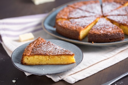 Gâteau tendre au chocolat blanc