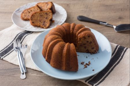 Gâteau à l'abricot et aux dattes sans sucre