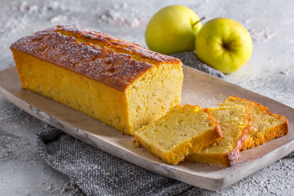 Cake au yaourt et aux pommes