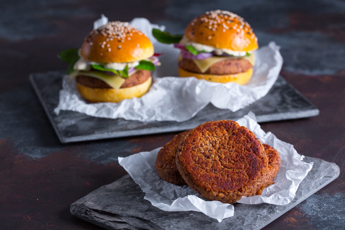 Burger de pommes de terre et haricots