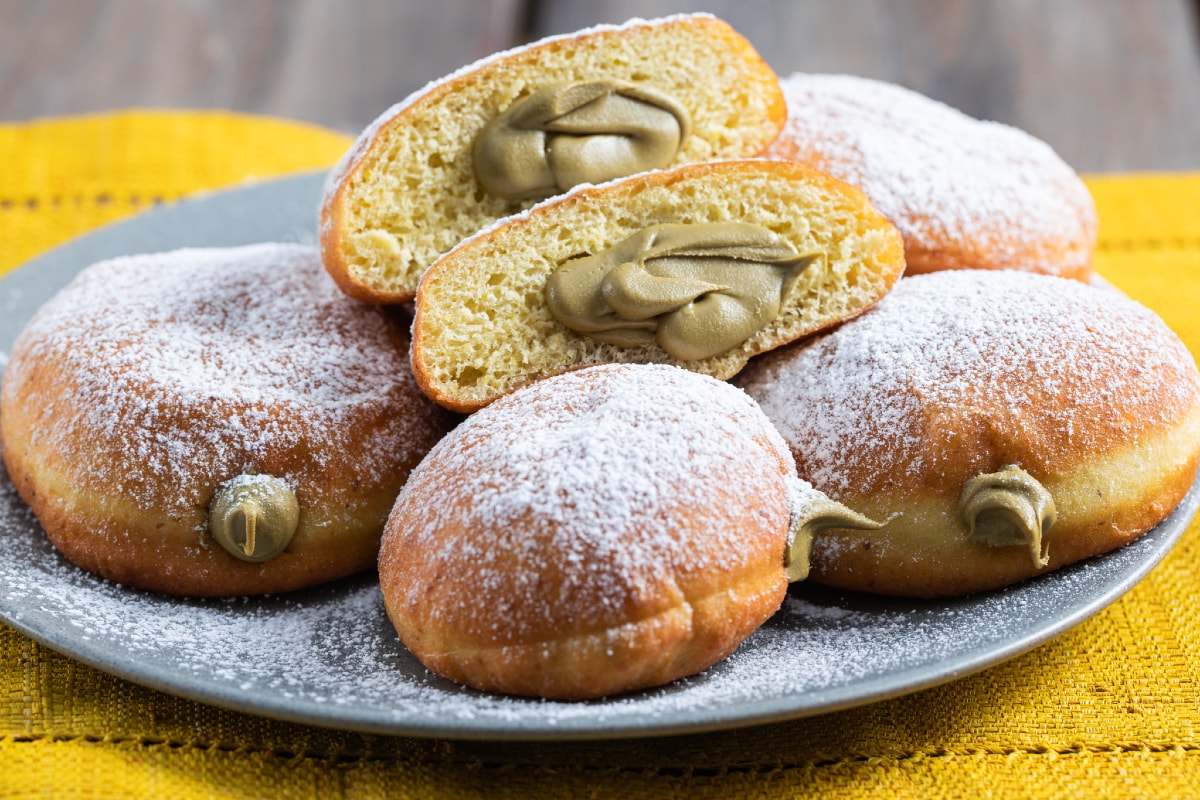Beignets au pistache