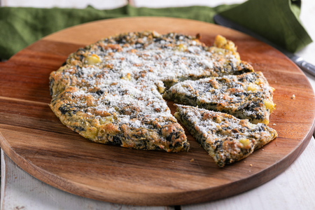 Pizza asymétrique aux friarielli