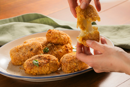 Croquettes de pommes de terre à la friteuse sans huile