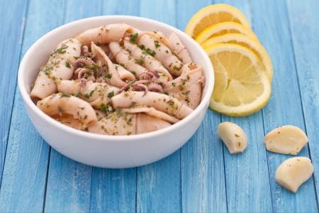 Calamars à l'ail et parfum de citron