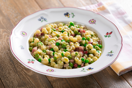 Pâtes aux petits pois et pancetta