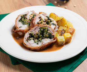 Roulé de lapin aux pignons et raisins secs