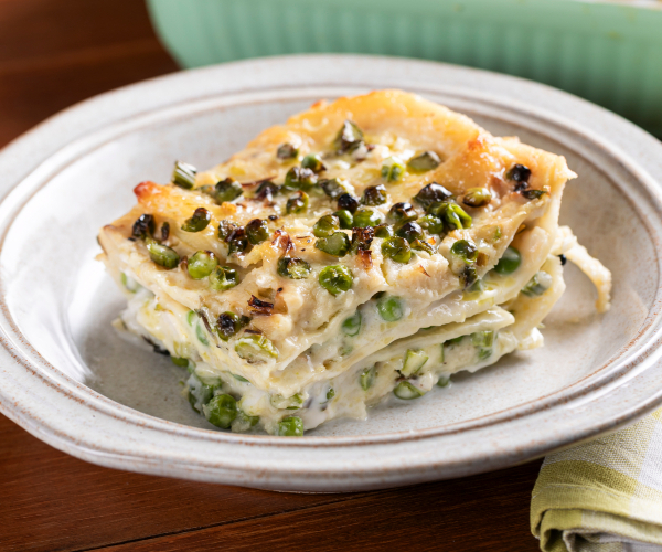 Lasagnes véganes aux asperges et petits pois