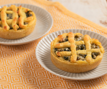 Tartelettes de pommes de terre aux légumes et à la fontina