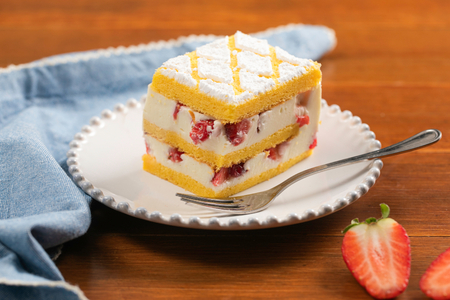Gâteau aux fraises et chocolat blanc