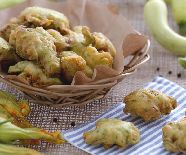 Beignets de courgettes trompettes et leurs fleurs