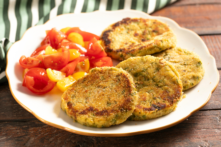 Burger aux haricots verts et pommes de terre