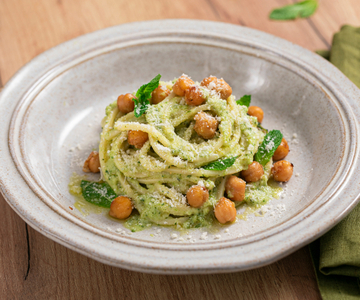 Spaghetti aux courgettes, pois chiches et menthe