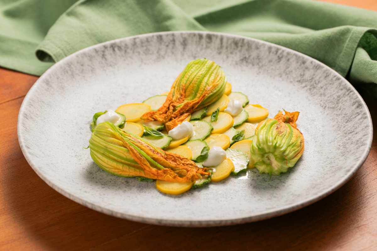 Fleurs de courgette farcies à la poêle
