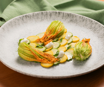 Fleurs de courgette farcies à la poêle