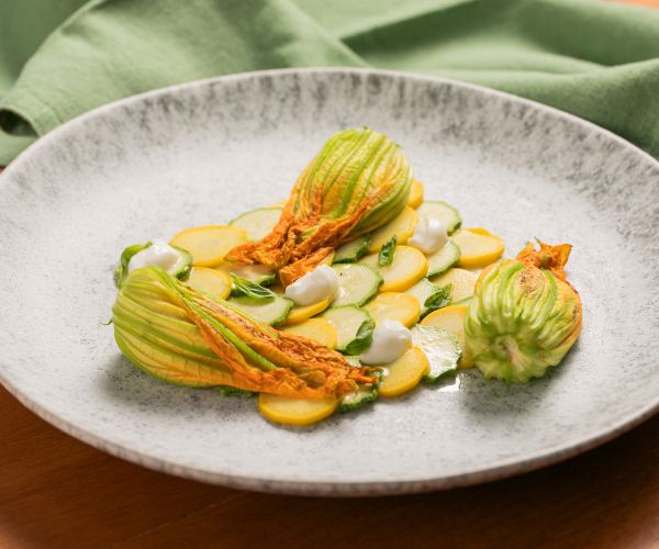 Fleurs de courgette farcies à la poêle