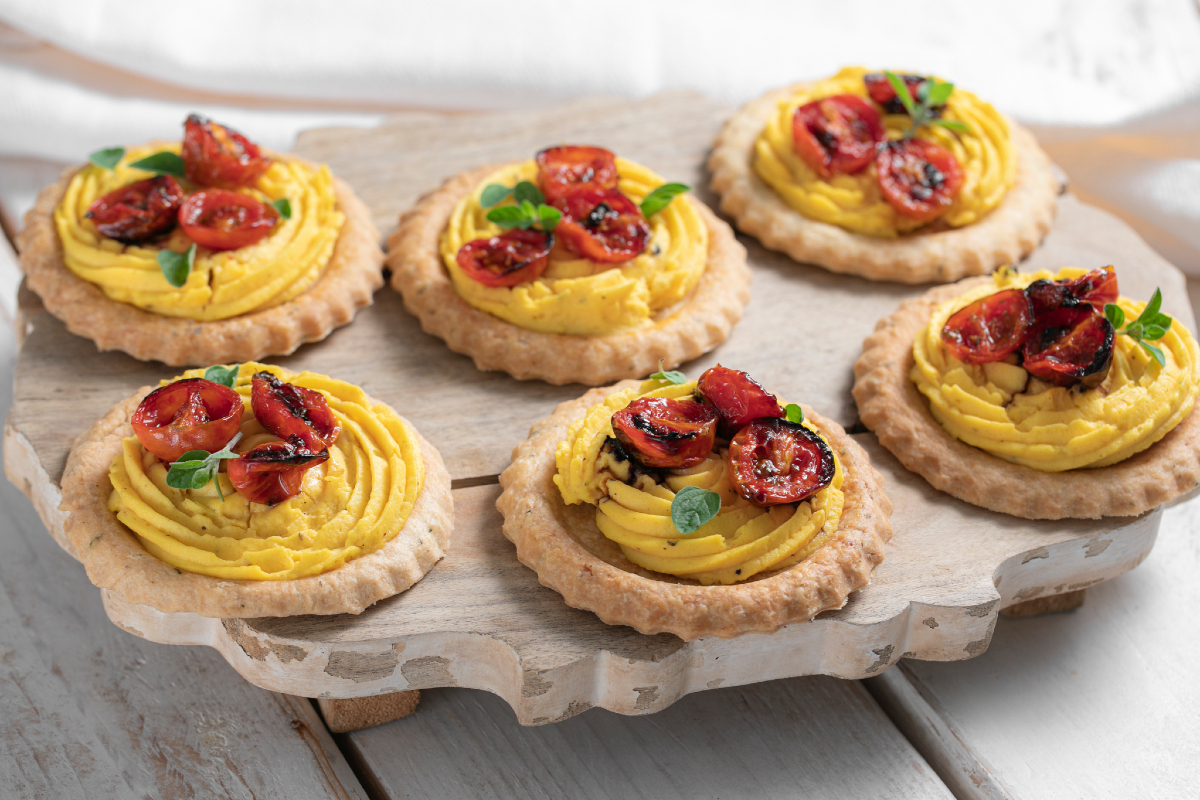 Tartelettes salées à la tomate