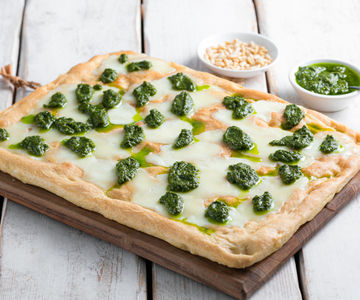 Focaccia au pesto et au stracchino