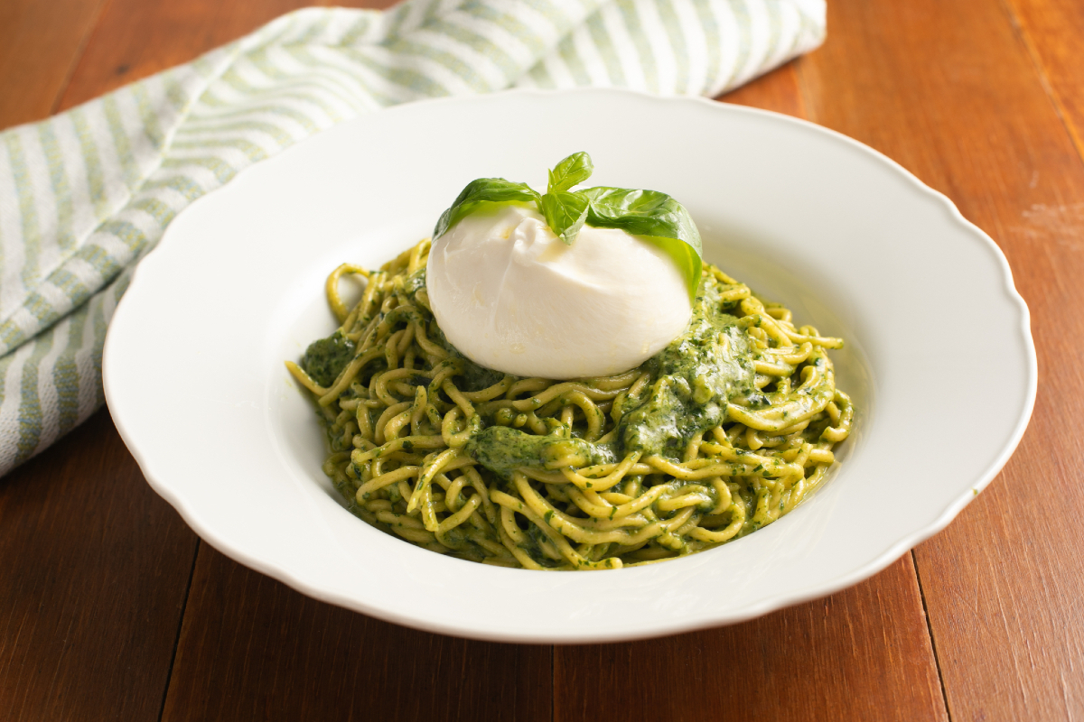 Tajarin au pesto de basilic et burrata