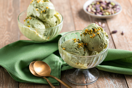 Glace à la pistache salée sans sorbetière