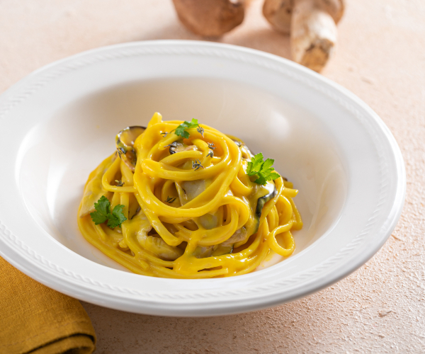 Pâtes aux cèpes et au safran