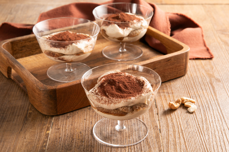 Tiramisu vegan aux noix de cajou