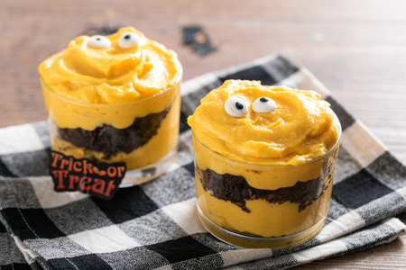 Dessert à la cuillère pour Halloween
