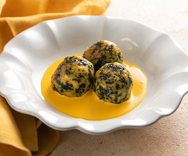 Canederli au chou noir et safran