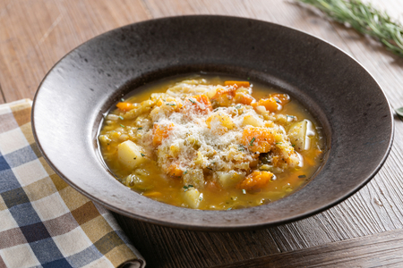 Soupe de chou vert et de courge