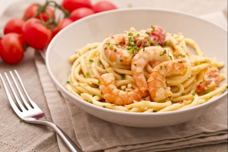 Troccoli à la sauce rose de tomates cerises Pachino et crevettes