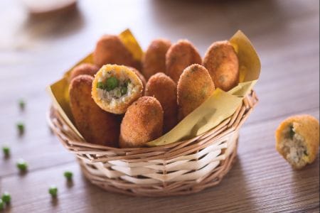 Croquettes de poulet et pois