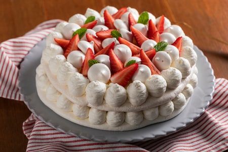 Gâteau meringué aux fraises