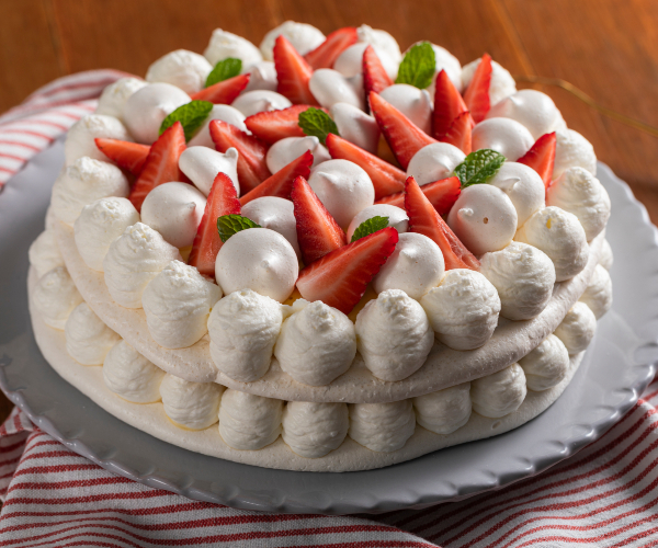Gâteau meringué aux fraises