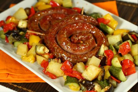 Roue de luganega avec légumes au four