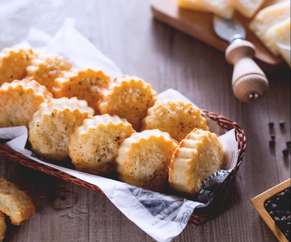 Biscuits au parmesan et pecorino