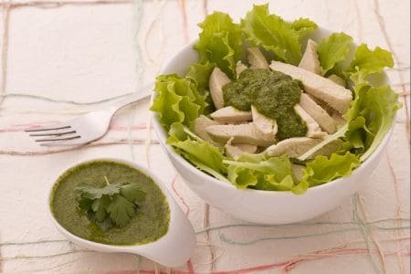 Poulet en sauce verte