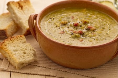 Soupe de pois cassés