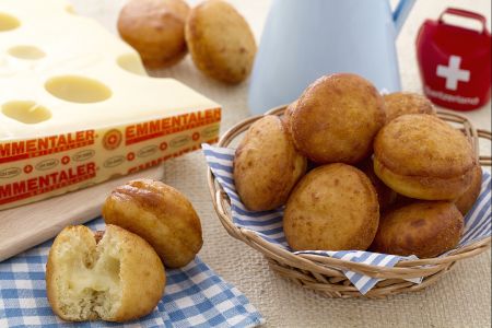 Beignets salés aux pommes de terre et Emmentaler