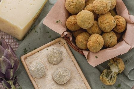 Boulettes d'artichaut avec cœur fondant