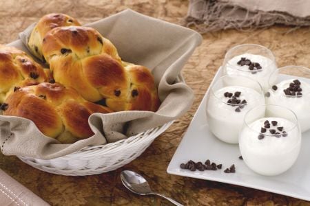 Petits pains au yaourt avec pépites de chocolat