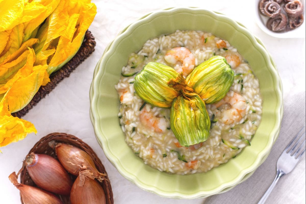 Risotto aux crevettes, courgettes et fleurs de courgette