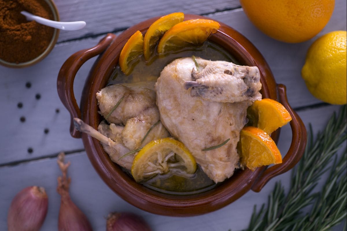 Poulet en cocotte mariné aux agrumes