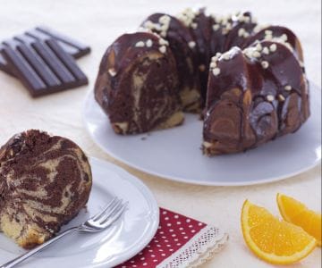 Gâteau marbré au cacao et pépites de chocolat